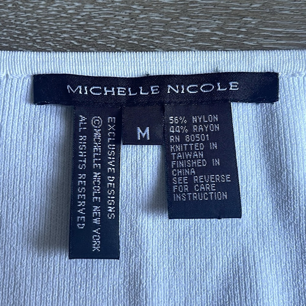 Vintage Floral Embroidered Ribbed Top White Medium V-Neck Michelle Nicole Blouse - Picture 2 of 8